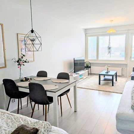 40-Apartment In Kemi City Center , Balcony And Free Parking エクステリア 写真